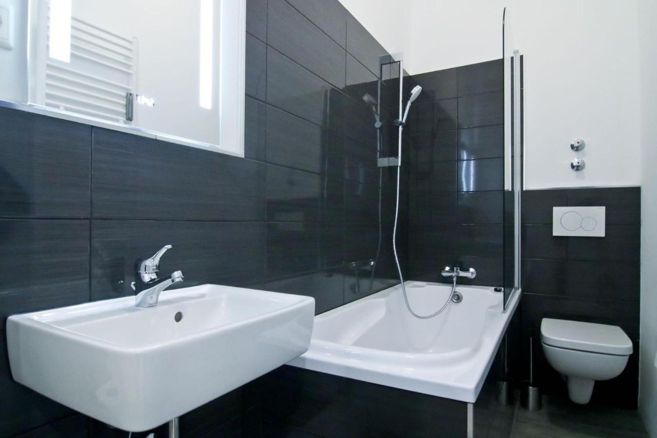 Apartmondo Ferienwohnungen Wuppertal Wichlinghaus Екстериор снимка
