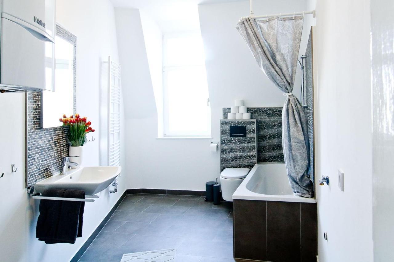 Apartmondo Ferienwohnungen Wuppertal Wichlinghaus Екстериор снимка