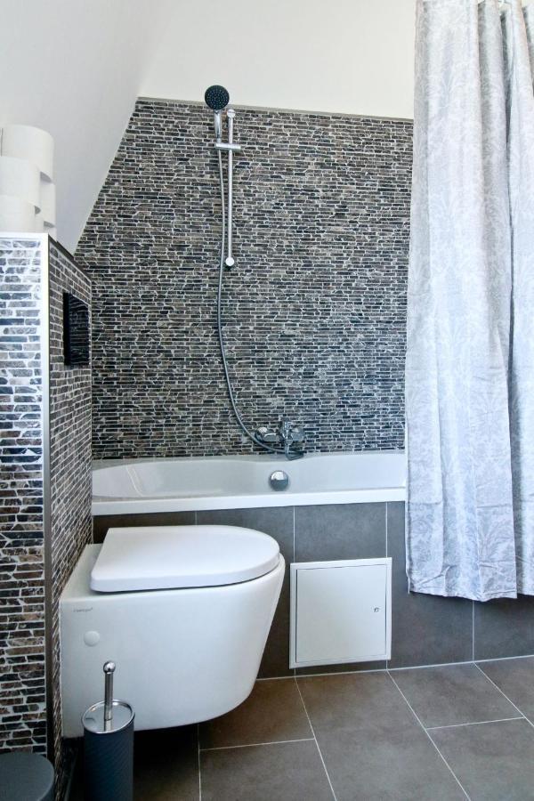 Apartmondo Ferienwohnungen Wuppertal Wichlinghaus Екстериор снимка